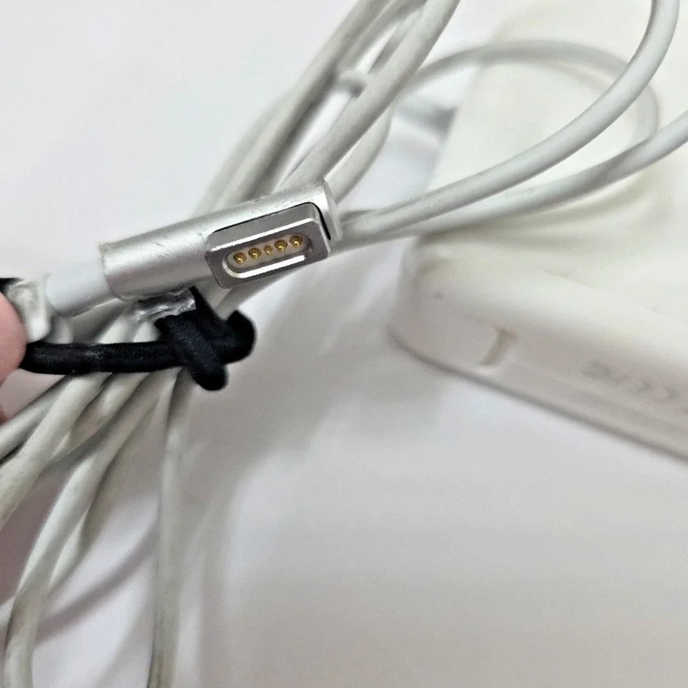MacBook Pro 85W L-Tip MagSafe Power Adapter Charger 85w For Apple A1343
